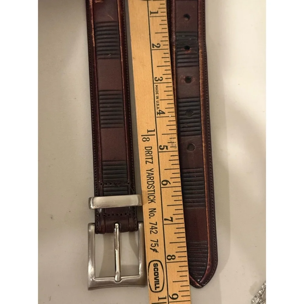 Roundtree & Yorke Leather Belt 36 Full Grain Cowhide Brown Solid Brass